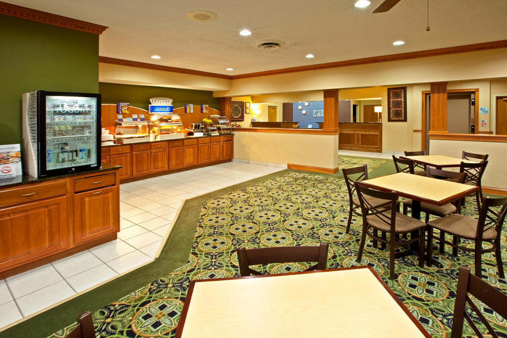 Holiday Inn Express Hotel & Suites Harrison Exterior foto