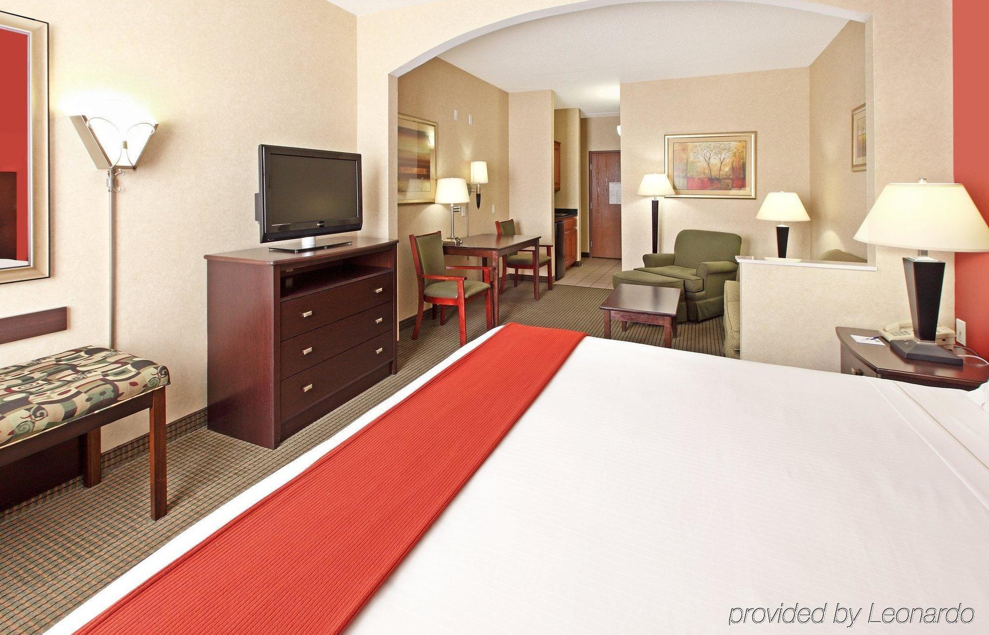 Holiday Inn Express Hotel & Suites Harrison Habitación foto